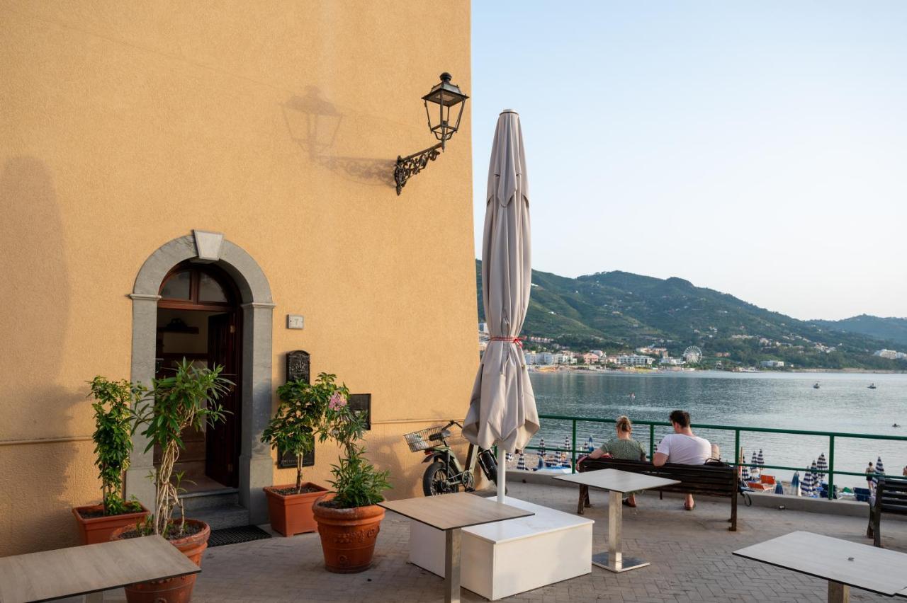 Casa Vacanze Tramonto Alla Marina Чефалу Экстерьер фото
